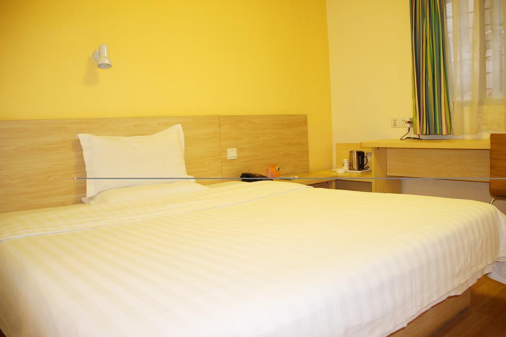 7Days Inn Wuhan Zongguan Szoba fotó
