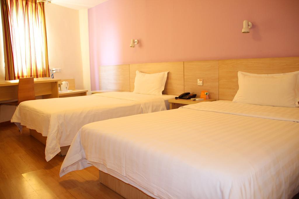 7Days Inn Wuhan Zongguan Szoba fotó